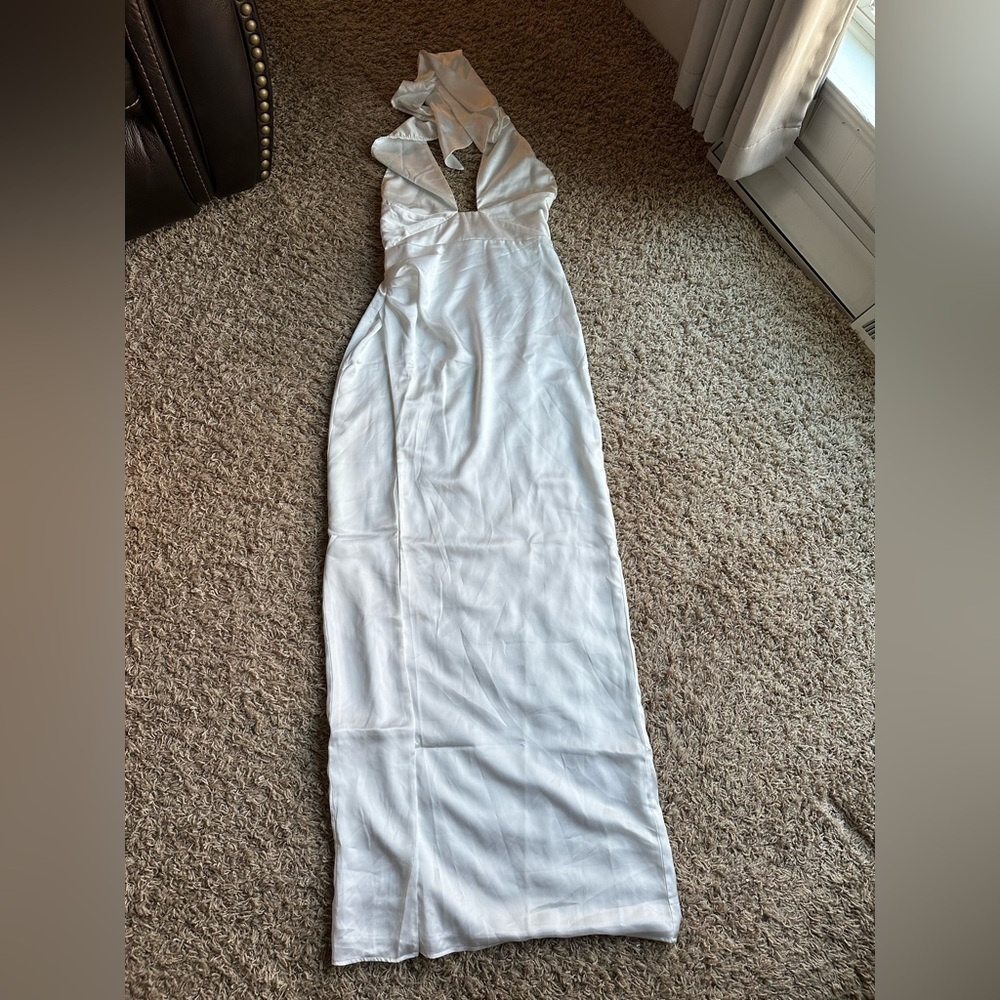 Show Me Your Mumu Adele Halter Maxi Dress - Picture 9 of 10